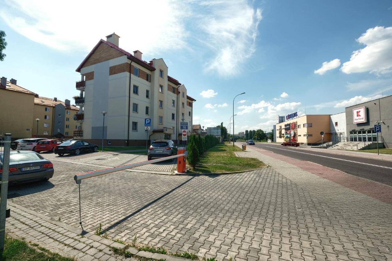 Klimatyczne Poddasze Przemyśl Exterior foto